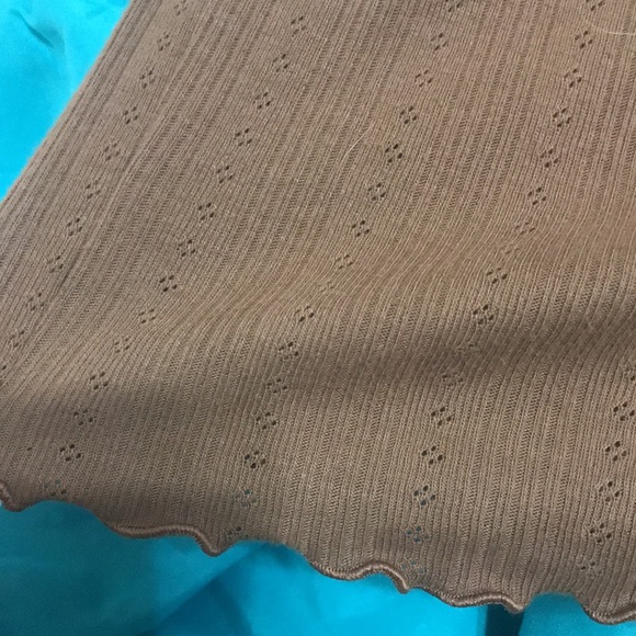 Almost new GAP TEEN girl top - Picture 4 of 4